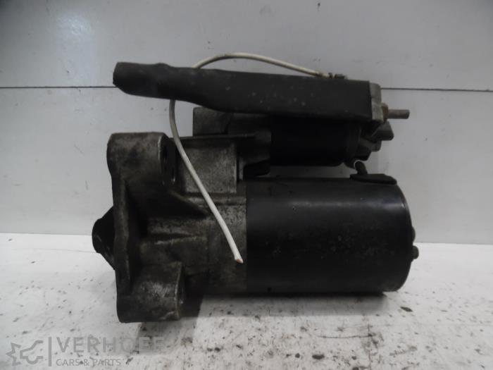 Used Starter Opel Vivaro 2.0 16V Price on request offered by Verhoef Cars & Parts