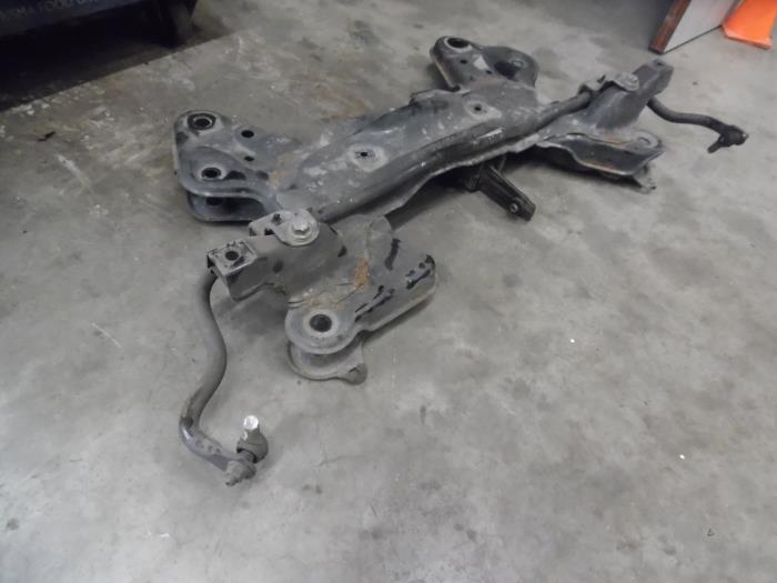 Subframe Peugeot 208 I 1.4 HDi - 8H01 - Verhoef Cars & Parts