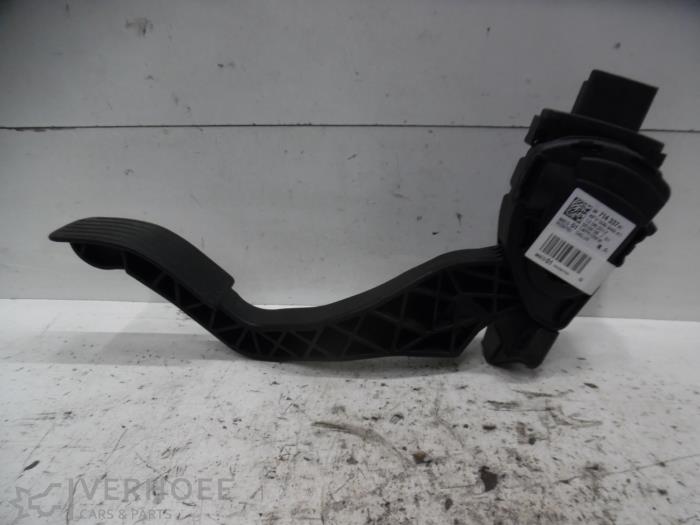Begagnade Gaspedalsensor Peugeot 208 I (CA/CC/CK/CL) 1.4 HDi Pris € 20,00 Marginaltabell erbjuds av Verhoef Cars & Parts