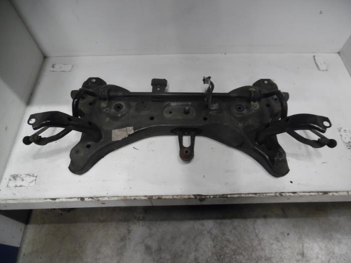 nissan note subframe