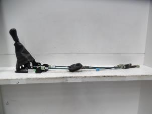 Usados Cable de mando de caja de cambios Nissan Note (E12) Precio de solicitud ofrecido por Verhoef Cars & Parts