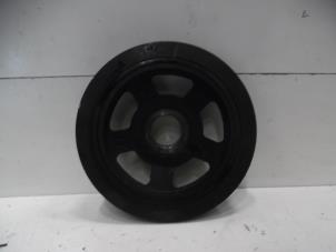 Used Crankshaft pulley Kia Pro cee'd (EDB3) Price on request offered by Verhoef Cars & Parts