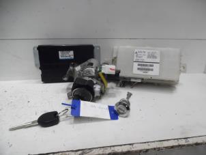 Used Set of cylinder locks (complete) Mitsubishi Space Star (A0) 1.0 12V Price on request offered by Verhoef Cars & Parts