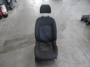 Used Seat, right Hyundai i10 (F5) 1.0i 12V Price on request offered by Verhoef Cars & Parts
