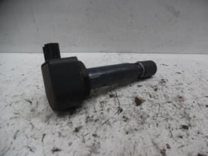 Used Ignition coil Honda CR-V (RE) 2.0 16V Price on request offered by Verhoef Cars & Parts