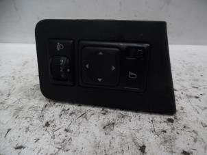 Used Mirror switch Nissan NV 200 (M20M) 1.5 dCi 90 Price on request offered by Verhoef Cars & Parts