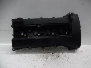 Used Rocker cover Mitsubishi Outlander (GF/GG) 2.0 16V PHEV 4x4 Price on request offered by Verhoef Cars & Parts