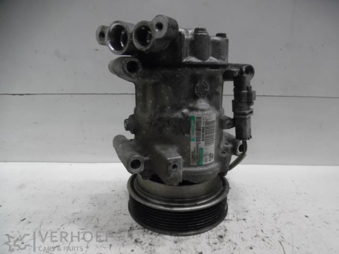 Gebrauchte Klimapumpe Renault Twingo II (CN) 1.2 Preis € 50,00 Margenregelung angeboten von Verhoef Cars & Parts