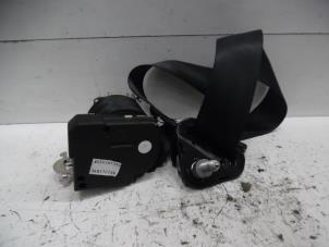 Used Rear seatbelt, left Renault Twingo II (CN) 1.2 Price on request offered by Verhoef Cars & Parts