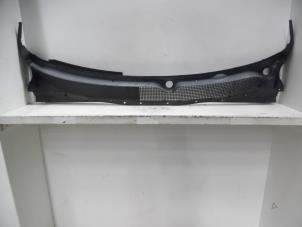 Used Cowl top grille Chevrolet Epica 2.0 24V Price on request offered by Verhoef Cars & Parts