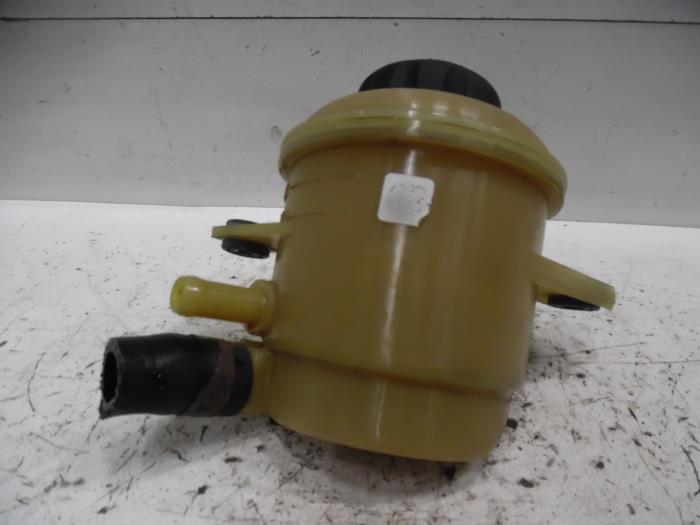 Power steering fluid reservoirs with engine code X20D stock