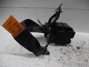 Used Rear seatbelt, left Chevrolet Epica 2.0 24V Price on request offered by Verhoef Cars & Parts