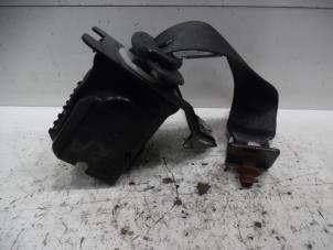 Used Rear seatbelt, right Chevrolet Epica 2.0 24V Price on request offered by Verhoef Cars & Parts