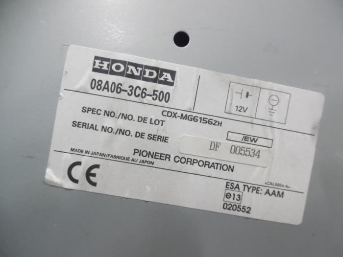 Changeur de CD d'un Honda Civic (EP/EU) 1.6 16V VTEC 2004
