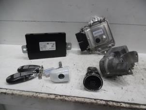 Usagé Kit serrure cylindre (complet) Suzuki Swift (ZA/ZC/ZD) 1.2 16V Prix € 150,00 Règlement à la marge proposé par Verhoef Cars & Parts
