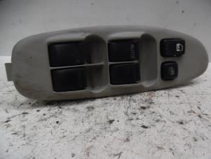 Used Multi-functional window switch Nissan Almera Tino (V10M) 2.0 16V CVT Price on request offered by Verhoef Cars & Parts