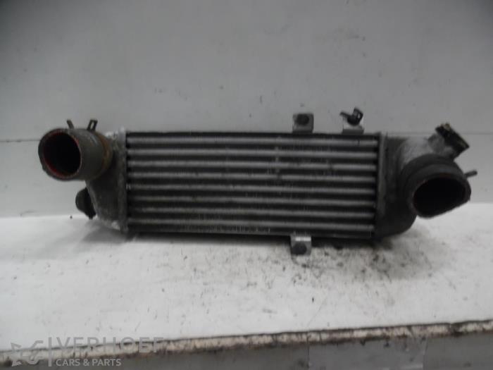 Usados Intercooler Kia Cee'd Sporty Wagon (EDF) 1.6 CRDi 115 16V Precio € 40,00 Norma de margen ofrecido por Verhoef Cars & Parts