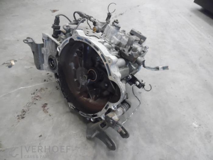 Used Gearbox Kia Cee'd Sporty Wagon (EDF) 1.6 CRDi 115 16V Price on request offered by Verhoef Cars & Parts