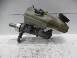 Begagnade Huvudcylinder Renault Grand Scénic II (JM) 2.0 16V Pris på förfrågan erbjuds av Verhoef Cars & Parts
