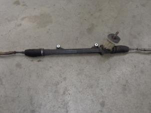 Used Power steering box Renault Grand Scénic II (JM) 1.9 dCi 120 Price on request offered by Verhoef Cars & Parts