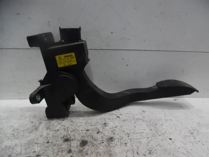 Begagnade Gaspedalsensor Iveco New Daily IV 40C15 Pris på förfrågan erbjuds av Verhoef Cars & Parts