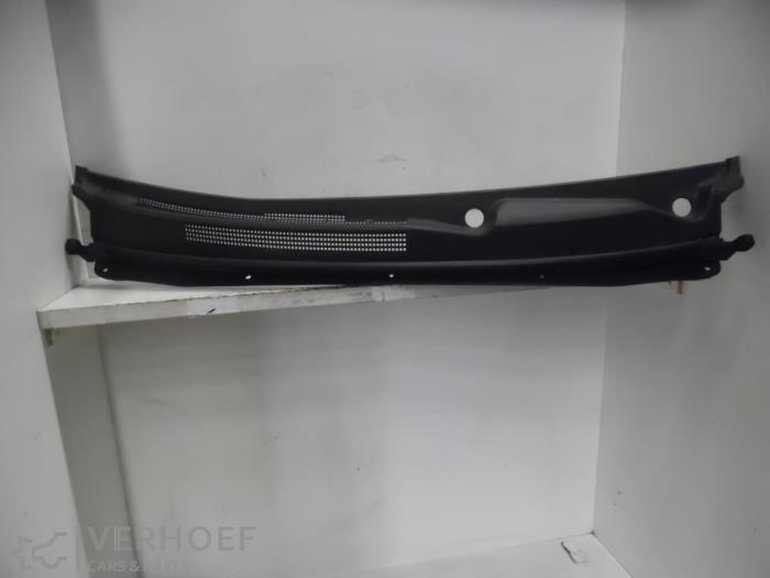 Używane Parawan Kia Carens III (FG) 2.0i CVVT 16V Cena na żądanie oferowane przez Verhoef Cars & Parts