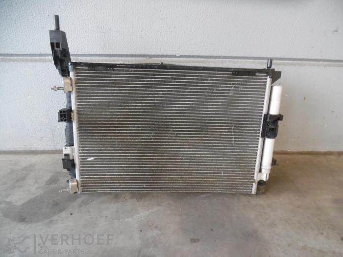 Usagé Radiateur Ford Transit Connect (PJ2) 1.0 EcoBoost 12V 100 Prix sur demande proposé par Verhoef Cars & Parts