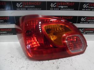Usagé Feu arrière secondaire gauche Mitsubishi Space Star (A0) 1.0 12V Prix € 50,00 Règlement à la marge proposé par Verhoef Cars & Parts