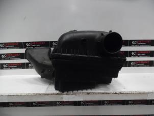 Used Air box Dodge 1500 Standard Cab (DS/DJ/D2) 5.7 Hemi V8 Price on request offered by Verhoef Cars & Parts
