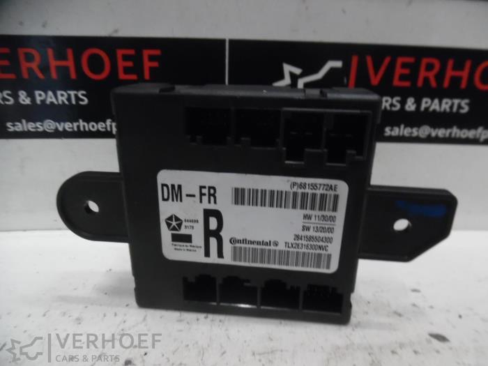Używane Modul Comfort Dodge 1500 Standard Cab (DS) 5.7 Hemi V8 Cena € 90,75 Z VAT oferowane przez Verhoef Cars & Parts