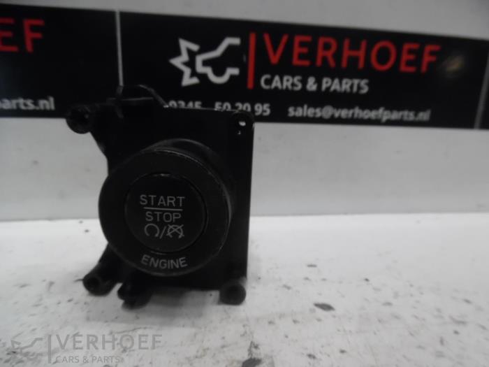 Używane Przelacznik Start/Stop Dodge 1500 Standard Cab (DS) 5.7 Hemi V8 Cena na żądanie oferowane przez Verhoef Cars & Parts