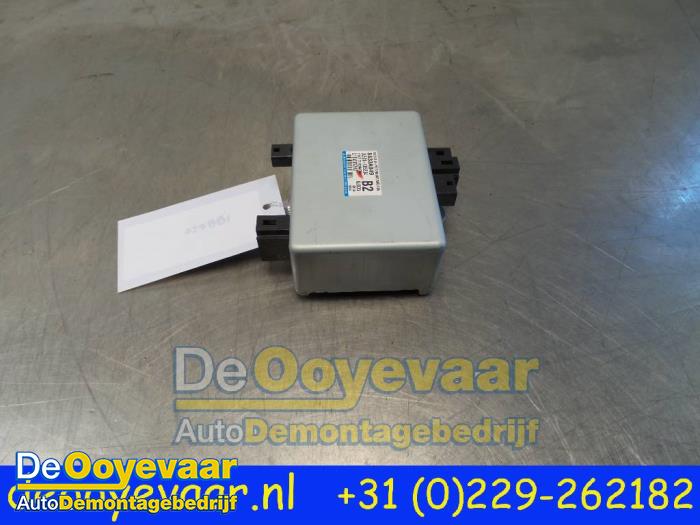 Begagnade Dator, servostyrning Mitsubishi Outlander (GF/GG) 2.0 16V PHEV 4x4 Pris € 29,99 Marginaltabell erbjuds av Autodemontagebedrijf De Ooyevaar