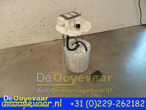 Used Petrol pump Kia Niro I (DE) 1.6 GDI Hybrid Price € 124,98 Margin scheme offered by Autodemontagebedrijf De Ooyevaar