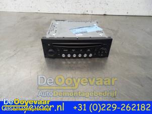 Usagé Radio/Lecteur CD Citroen DS3 (SA) 1.6 e-HDi Prix € 59,98 Règlement à la marge proposé par Autodemontagebedrijf De Ooyevaar