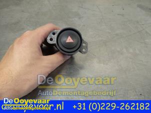 Used Panic lighting switch Toyota Aygo (B40) 1.0 12V VVT-i Price € 14,99 Margin scheme offered by Autodemontagebedrijf De Ooyevaar