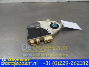 Used Door window motor Citroen C5 II Berline (RC) 2.0 HDiF 16V Price € 49,99 Margin scheme offered by Autodemontagebedrijf De Ooyevaar