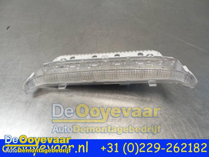 Third brake light Honda Civic 1.3 Hybrid - P5749 STANLEY