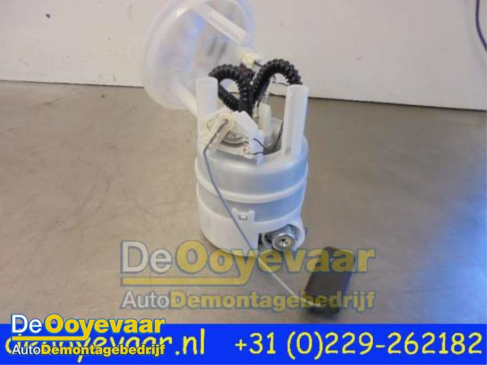 Usagé Pompe essence Nissan Pulsar (C13) 1.2 DIG-T 16V Prix € 59,99 Règlement à la marge proposé par Autodemontagebedrijf De Ooyevaar