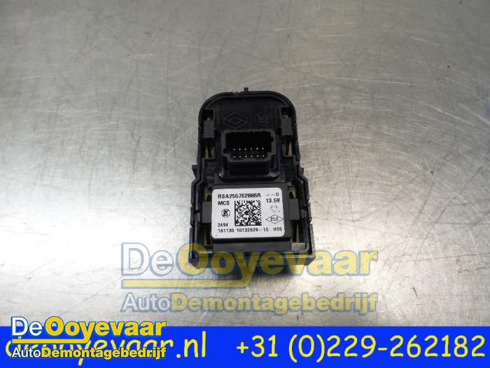 Mirror switch from a Renault Captur (2R) 1.2 TCE 16V EDC 2018
