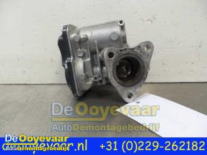 AGR Ventil van een Renault Megane IV (RFBB) 1.5 Energy dCi 110 2016