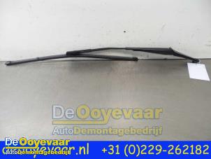 Used Front wiper arm Audi A4 Avant (B9) 1.4 TFSI 16V Price € 14,99 Margin scheme offered by Autodemontagebedrijf De Ooyevaar
