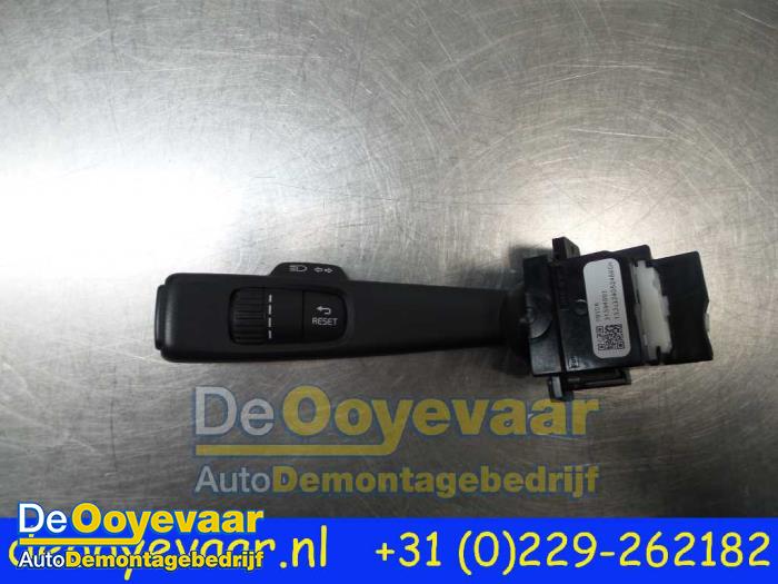 Przelacznik kierunkowskazu z Volvo V60 I (FW/GW) 2.4 D6 20V Plug-in Hybrid AWD 2013