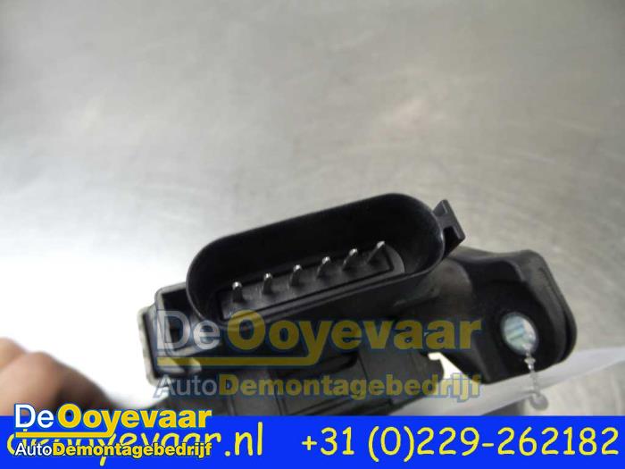 Throttle pedal position sensor Volvo V60 I 2.4 D6 20V Plugin Hybrid