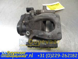 Used Rear brake calliper, right Renault Kadjar (RFEH) 1.5 dCi DPF Price € 99,99 Margin scheme offered by Autodemontagebedrijf De Ooyevaar