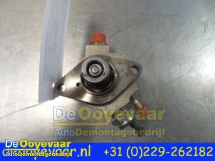 Used Mechanical fuel pump Volkswagen Golf VII (AUA) 1.0 TSI 12V BlueMotion Price € 64,99 Margin scheme offered by Autodemontagebedrijf De Ooyevaar