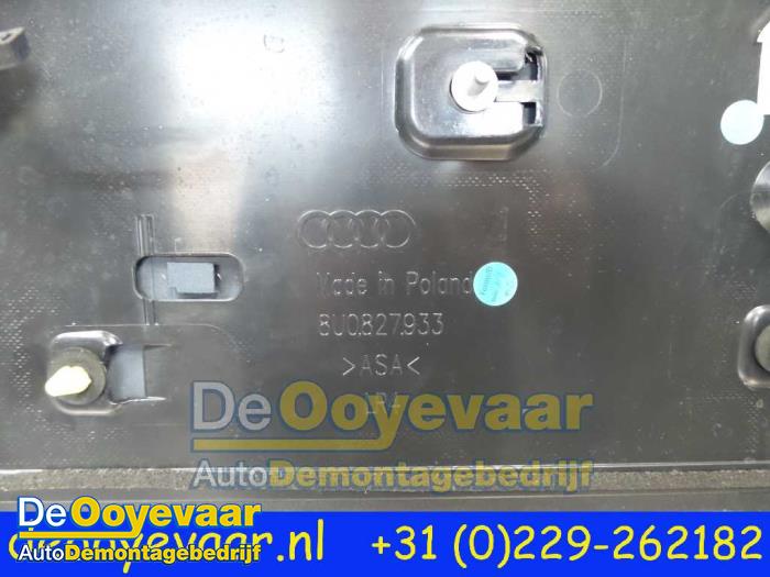 Heckspoiler van een Audi Q3 (8UB/8UG) 2.0 TDI 16V 177 Quattro 2012