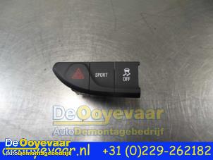 Used Panic lighting switch Opel Ampera-e Ampera-e Price € 34,99 Margin scheme offered by Autodemontagebedrijf De Ooyevaar