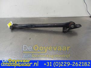 Used Rear wishbone, right Landrover Range Rover Evoque (LVJ/LVS) 2.2 SD4 16V Coupe Price € 29,99 Margin scheme offered by Autodemontagebedrijf De Ooyevaar