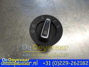 Gebrauchte Licht Schalter Volkswagen Golf VII (AUA) 1.2 TSI BlueMotion 16V Preis € 14,98 Margenregelung angeboten von Autodemontagebedrijf De Ooyevaar