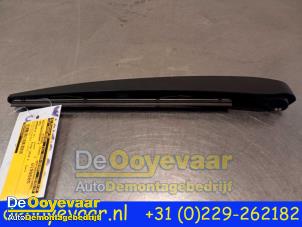 Used Rear wiper arm Opel Ampera-e Ampera-e Price € 14,99 Margin scheme offered by Autodemontagebedrijf De Ooyevaar